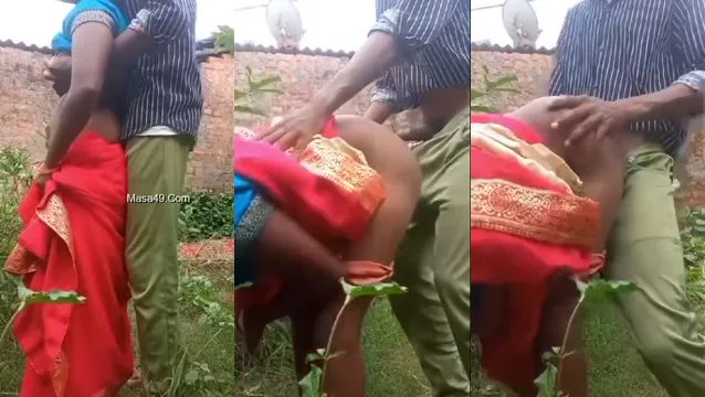 Desi Wife Outdoor Blowjob - দেশি বউয়ের লাভার সাথে আউটডোর চুদাচুদি