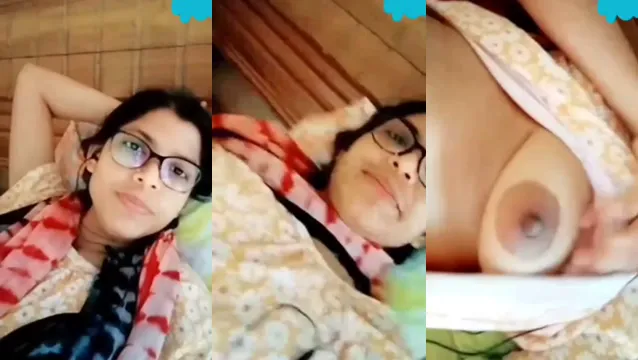 Urocza Desi Dziewczyna Pokazuje Cycki - Urocza Desi Dziewczyna Pokazuje Cycki