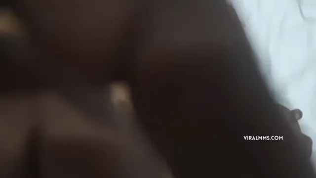 Desi Girl Anal Hotel Sex MMS - wideo audio w języku hindi wyciekło wirusowo