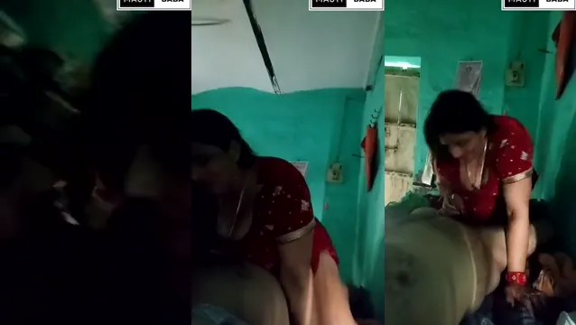 Big Boobs Desi Aunty XXX - Sizzling Leaked Video