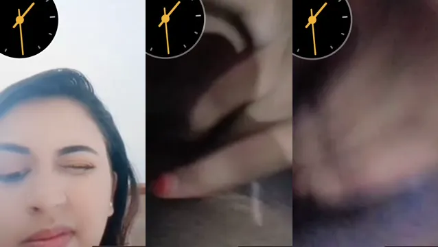 Spettacolo di fica di Desi Girl con grandi tette - Spettacolo di fica di Desi Girl con grandi tette