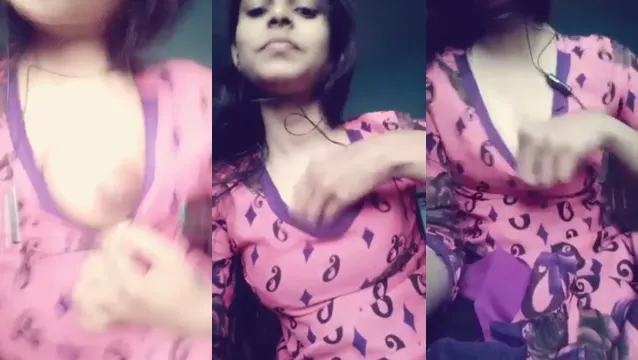 Desi College Girl Tiny Tits Show - Hot Cam Menggoda untuk Kekasih