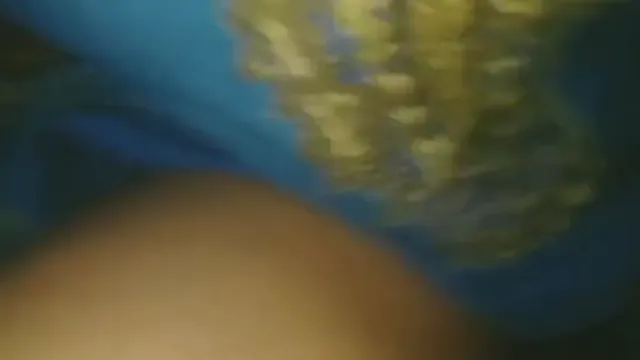 Susamış GF Deepthroats BF Sonra Sert Horozunu Sürüyor - Vahşi Gece Lanet