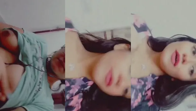 Sevimli Desi Kız Göğüsler Ortaya Çıkıyor - Buharlı Ev Videosu