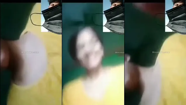 Cute Desi Girl Shows Boobs - Viral Indian MMS Tape