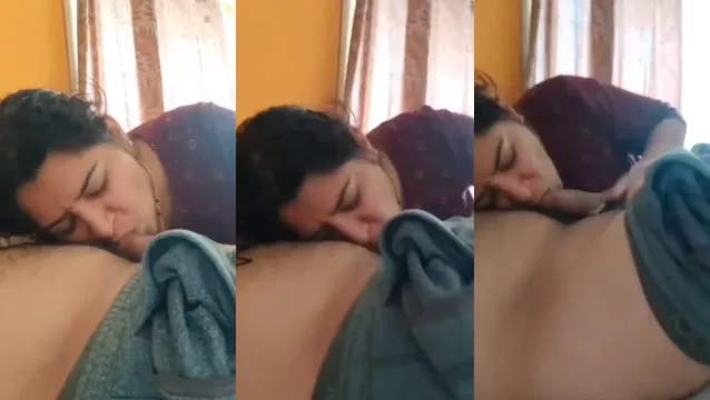 Hot Desi Bhabhi Sucking Dick Deeply - Viral XXX Sex Video