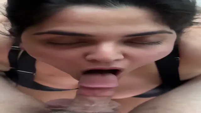 Pakistan vợ fucks chồng - bà nội trợ sừng rên rỉ to với béo con gà trống