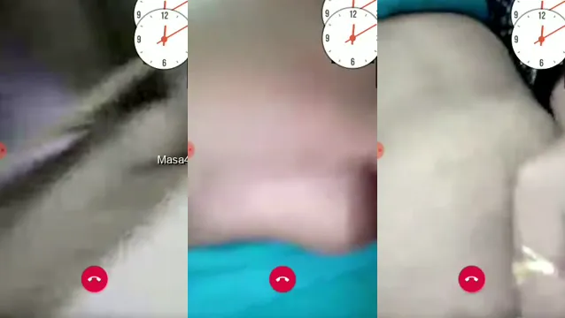 Desi Bhabhi Boobs Reveal - Explosive Private Show
