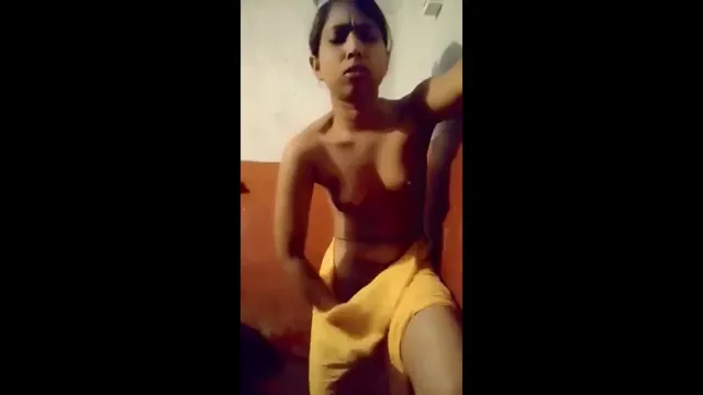Viral Desi Virgin Girl Onani - Desi Virgin Girl Hot Solo 🔥