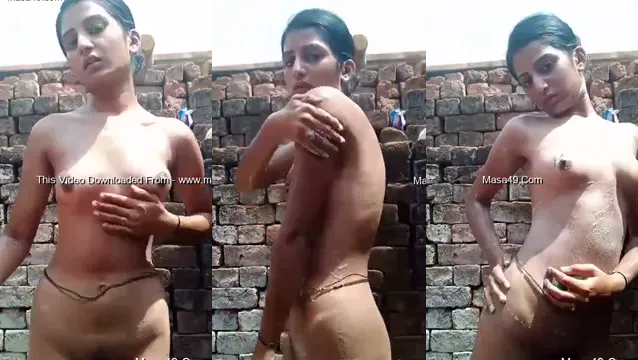 Desi Village Girl Bathing Nude - Hot Outdoor Village Leak
