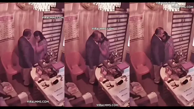 Astrologer Ashok Kharat Fucks Desi Aunty Client - Viral Sex Scandal Part 1