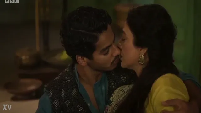 Tabu Hot Kissing Scene Leak - Bollywood Tabu Hot Kissing Video 🔥