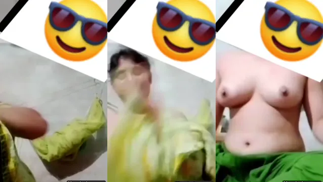 Desi Village Girl Big Boobs VC - Vesnická dívka s velkými prsy show virální