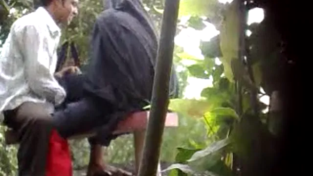 Watch Bangla Girlfriend Park Sex – Uniklo skryté video full viral video leaked