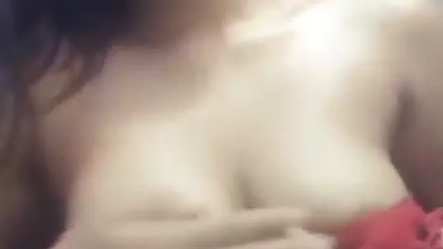 Rajkot Desi Seksi Şekil Göğüsler Basın Viral Klip - Sıcak Sızan Masti