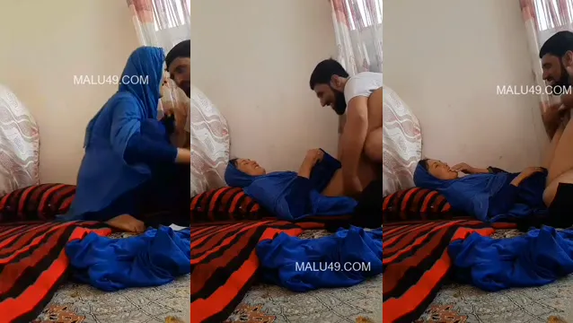 Horny Desi Couple Romance and Fucking - Bangla Sex Video