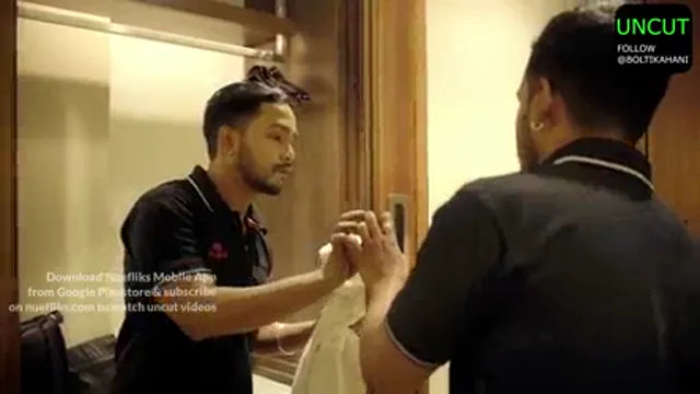 Bangladeschisches Mädchen fickt im Badezimmer - Passanten-Haustante