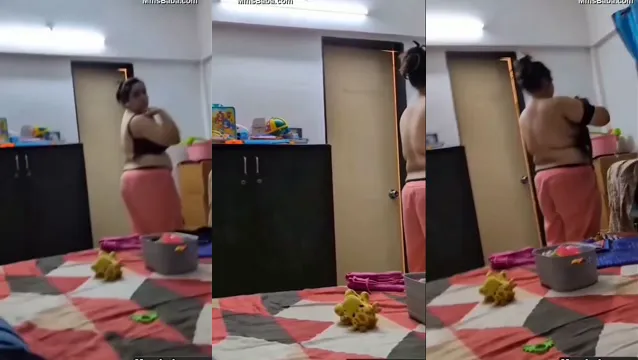 Desi Karısı Büyük Göğüsler Video Suck - Kocası karısının büyük göğüsleri sıcak sahnesini berbat