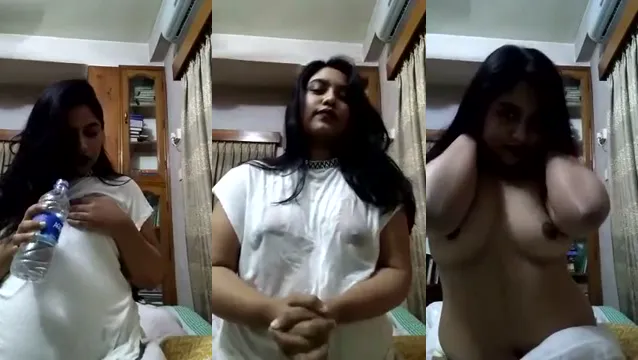Bangladeshi Bitch Boobs Massage Leak - বেশ্যা দুধ টিপে খেলা ভিডিও!
