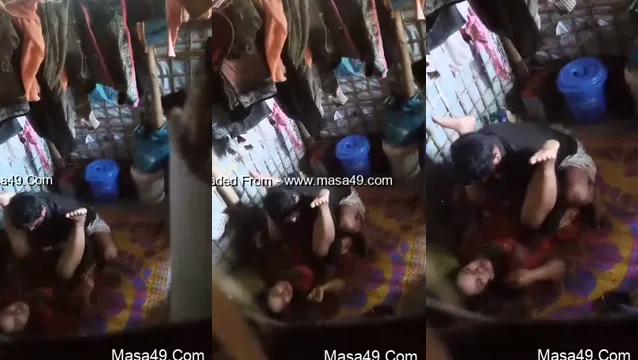 Desi Bhabhi betrapt op neuken