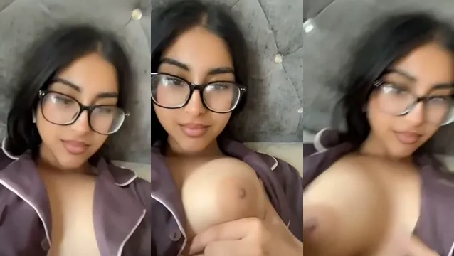 Sexy Desi Girl Boobs Reveal - Bangla Model Hot Photoshoot