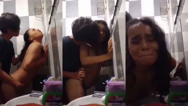 Desi Girl Painful Monster Dick Bathroom Fuck From Behind - Viral Surprise