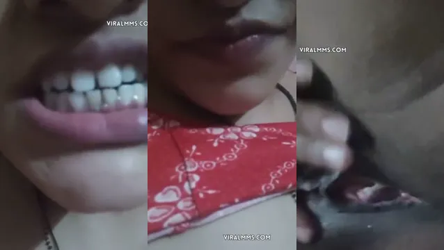 Desi Bhabhi Nude Tease - Wet Pussy & Big Boobs Leaked Video