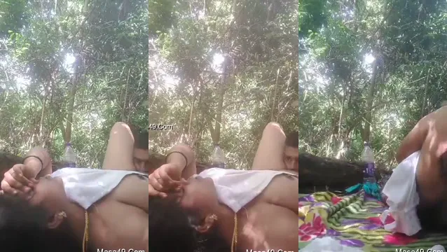 Desi-Frau leckt sich die Muschi – heißes, durchgesickertes Amateurvideo