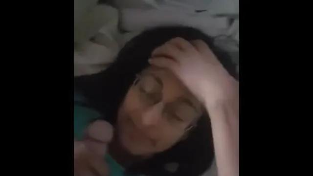 Chashmish Girl Dick Suck - Chashmish Desi 소녀 뜨거운 입으로 🔥