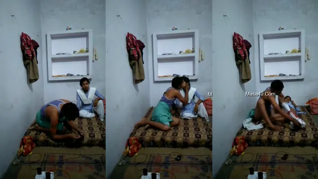 College Girl 300 Rupees Sex - Hot Desi MMS Leaked Blanket Video