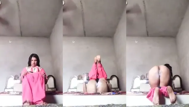Desi Village Girl Doggy Ass Show - Hardcore Village Sex Leaked
