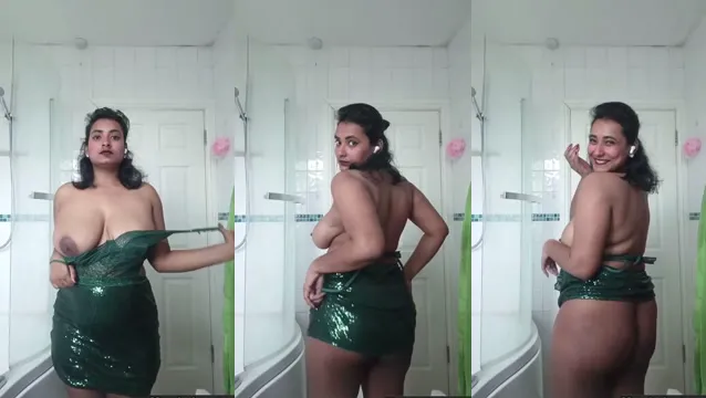 Sexy Desi Girl Shows Boobs and Ass - Viral Video Call Tease