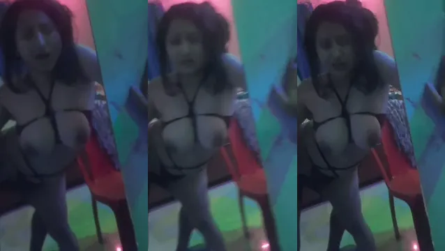 Chubby Bengali Randi Moaning Loud - Viral Desi Fucking Video