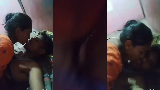 Desi Girl Riding Dick Hard - Viral Indian Cowgirl Sex Video