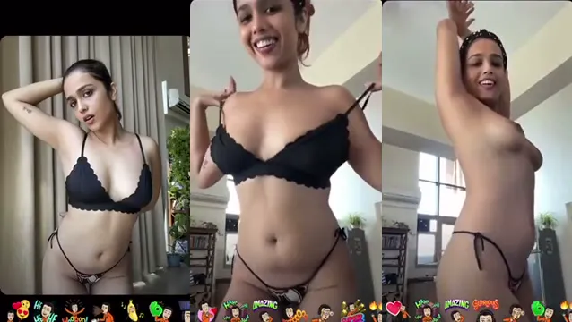 PsyFlora Nude Snapchat Leaks - Indian Girl Exposed