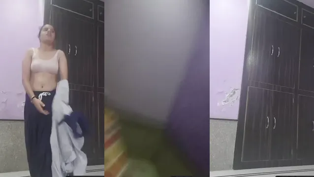 Desi Girl Stripping Nude - Hot Bong Babe MMS Selfie Video