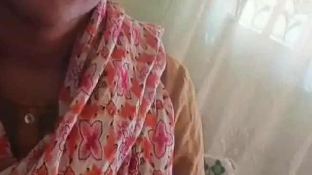 Kannada Girl Sucking Dick for Money - Viral Leaked MMS Blowjob