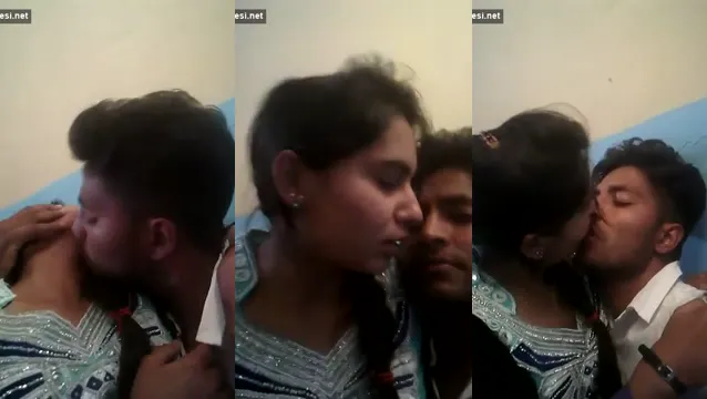 Desi BF GF First Kiss - Žhavé video k prvnímu polibku 🔥