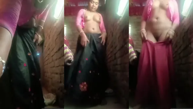 Desi Bhabhi Boobs Play Video - Watch Desi Bhabhi Boobs Play Video