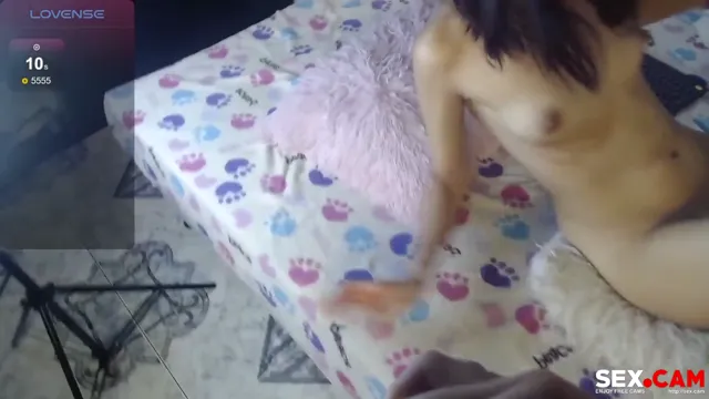 Latina Tenggorokan Kacau di Aliran - Mengerang Blowjob Ratu Menelan Penis Besar