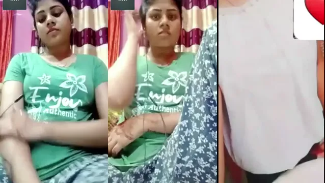 Hot Desi Girl Shows Boobs - হট দেশি গার্ল বুকস শো