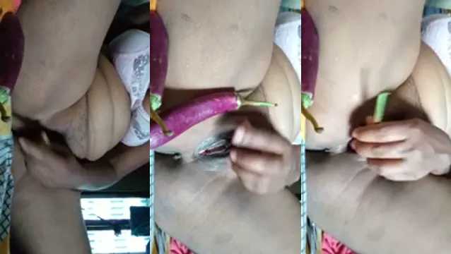 Desi Bhabhi Brinjal kurwa - masturbacja napalonej wiejskiej żony