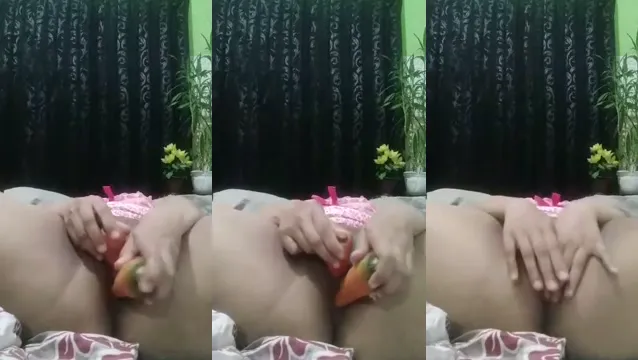 Witwe Bhabhi DEEP Carrot PUSSY & ASS Penetration – Solo indischer Veggie-Fick
