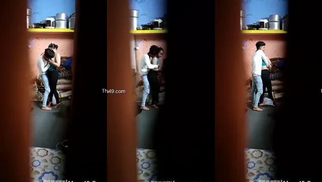 Desi Devar Bhabhi セックス ビデオ - Devar Bhabhi の熱いロマンスとセックス