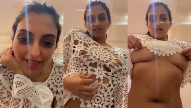 Desi Mal Lucu Menunjukkan Payudara - Video XXX Bangla India Viral