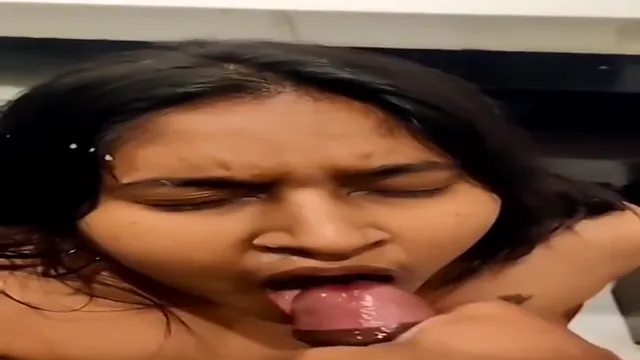 Mamada De Garganta Profunda A Cogida De Vaquera Inversa - Sexo POV Salvaje
