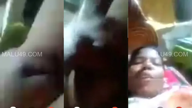 Bangladeşli Köy Bhabhi VC'de Göğüsler Amcık Gösteriyor - Sıcak Desi Sızan Video