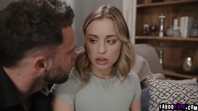 Anna Claire Clouds bedankt sich bei ihrem Spender mit ihrem Körper - Rückzahlungs-Blowjob