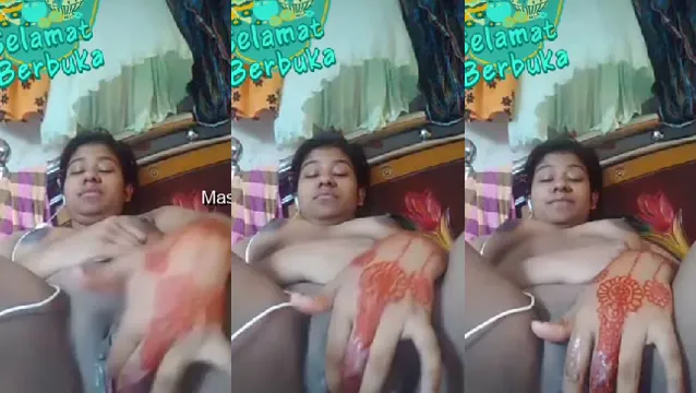 Desi Bhabhi Fingering on Video Call - Sizzling Leaked Sex Video