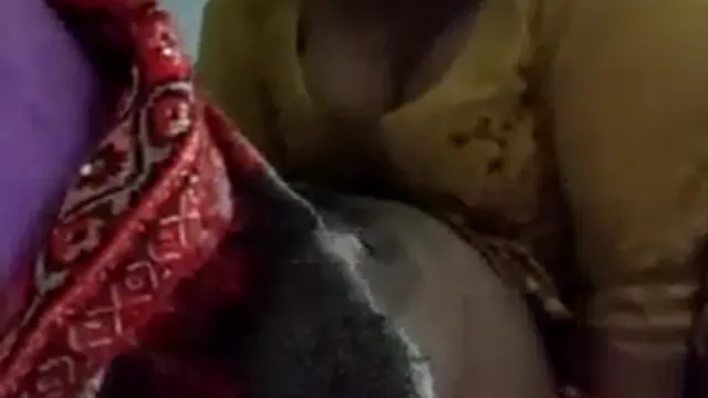 Watch Chubby Fatty Bhabhi Riding Dick - Hot Desi Masti hat ein Video durchgesickert full viral video leaked